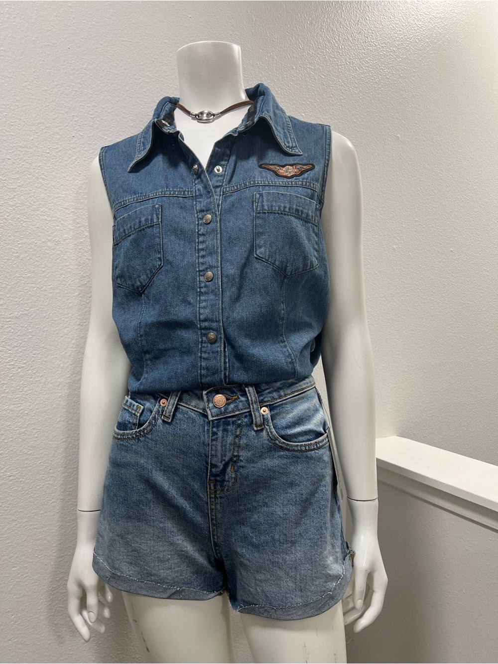 Harley-Davidson Sleeveless Denim Button Down Biker Moto Western Shirt - Size 1W